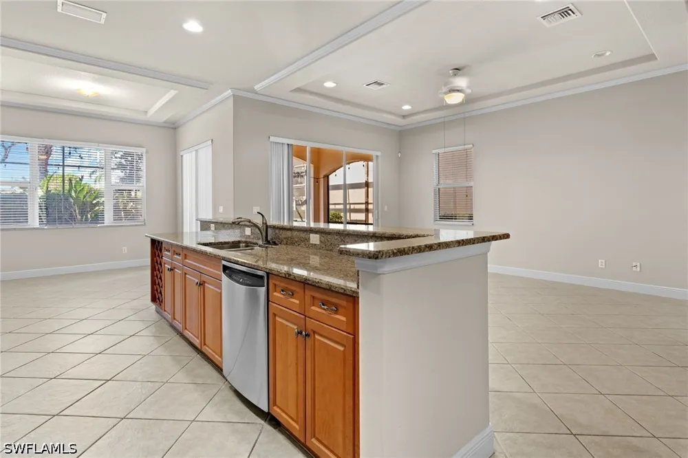 Mango Circle #5717 Naples, FL 34110