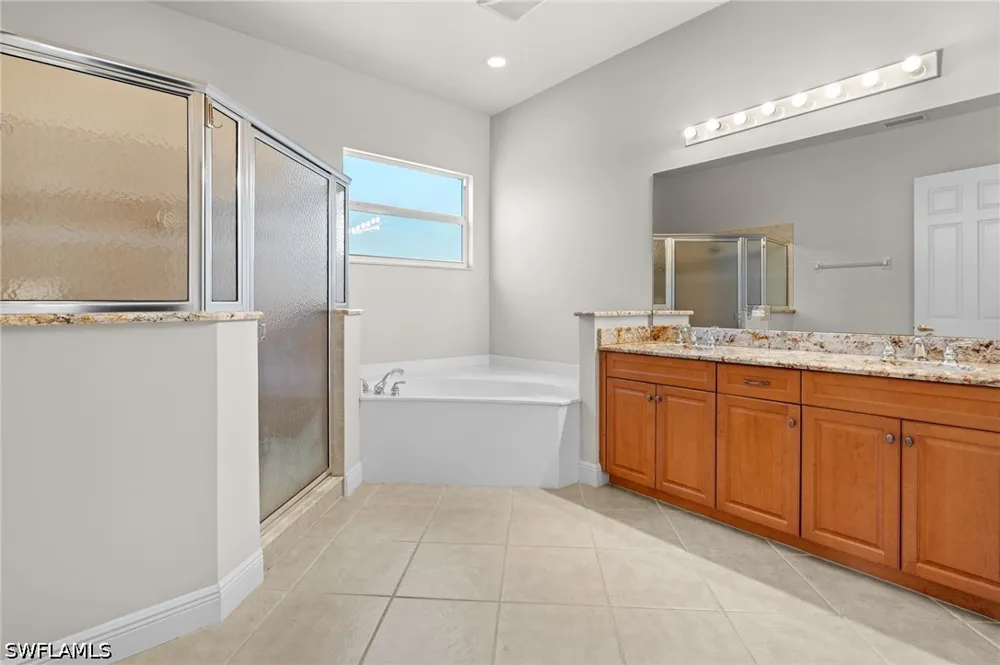 Mango Circle #5717 Naples, FL 34110