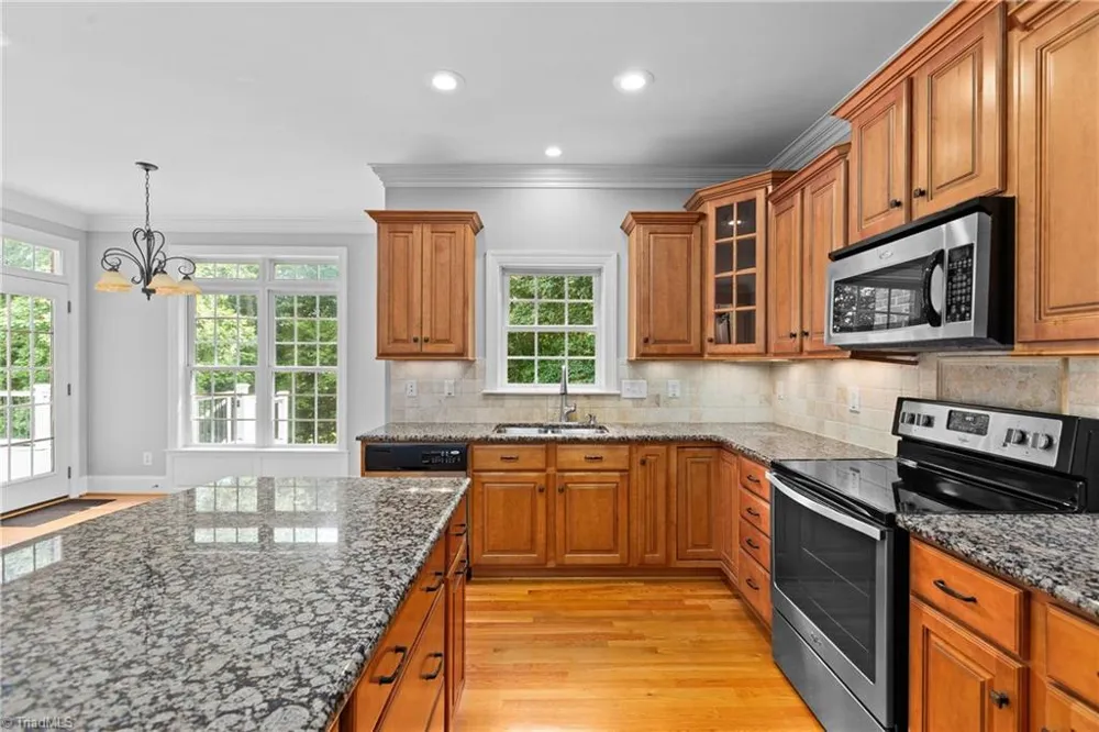 1797 Ramhurst Drive Clemmons, NC 27012