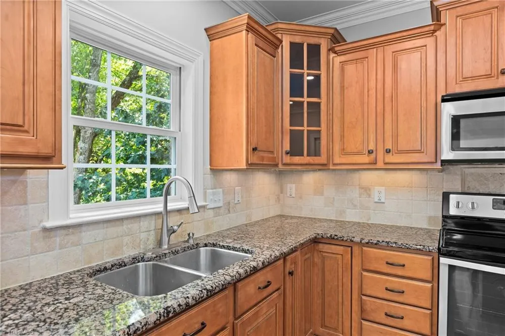 1797 Ramhurst Drive Clemmons, NC 27012