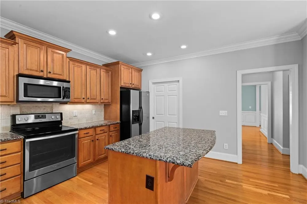 1797 Ramhurst Drive Clemmons, NC 27012