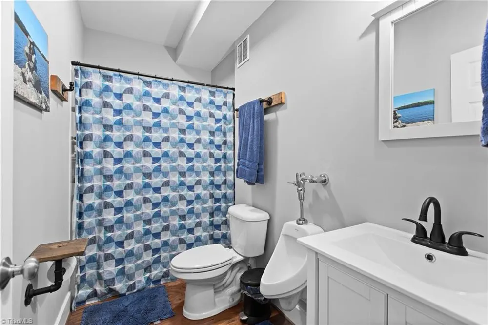 1797 Ramhurst Drive Clemmons, NC 27012