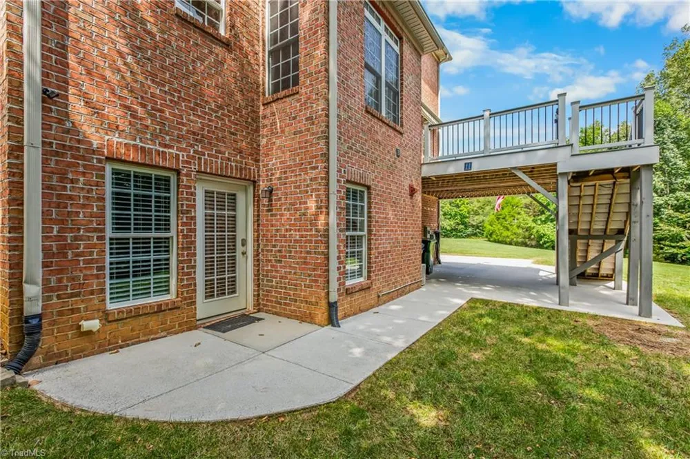 1797 Ramhurst Drive Clemmons, NC 27012