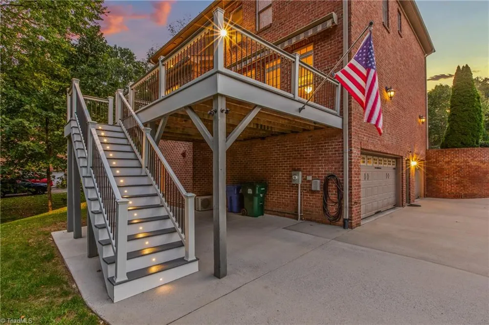 1797 Ramhurst Drive Clemmons, NC 27012