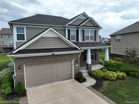 58180 Jonagold Lane