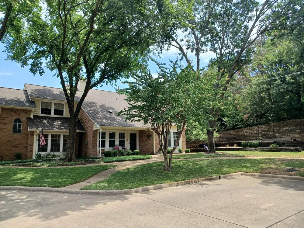3611 Soft Wind Court Grapevine, TX 76051