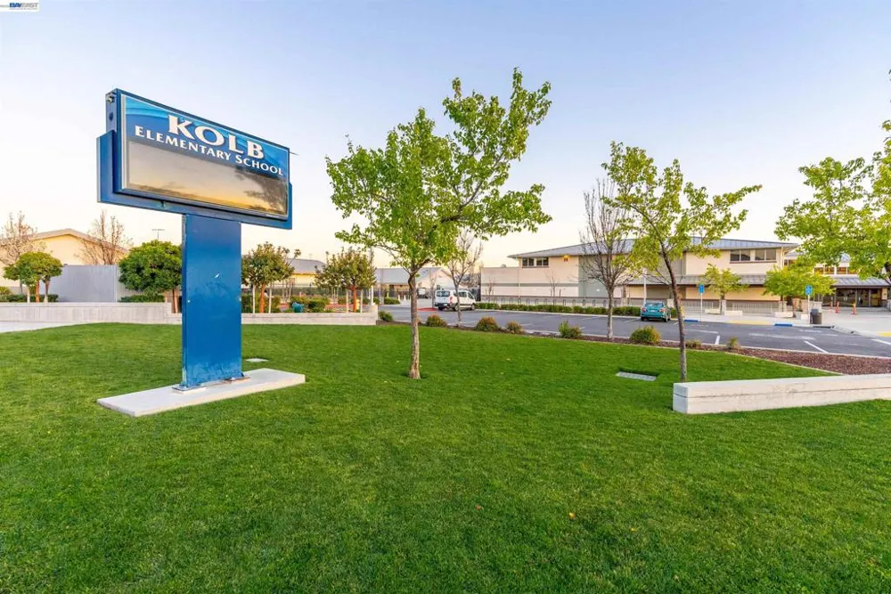 3135 Central Pkwy Dublin, CA 94568