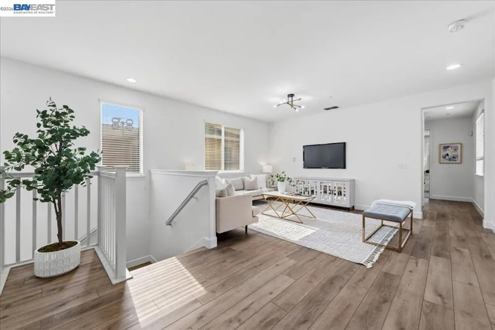 3135 Central Pkwy Dublin, CA 94568