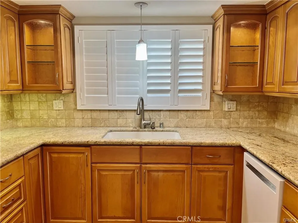 21821 Burbank Boulevard #138 Woodland Hills, CA 91367