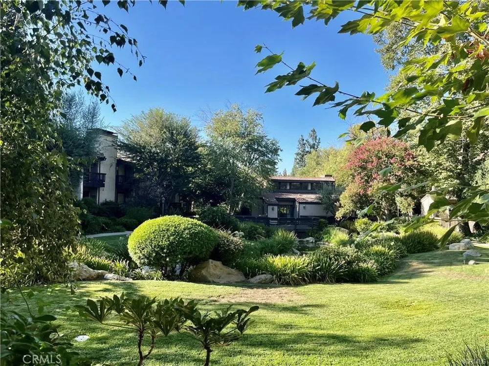 21821 Burbank Boulevard #138 Woodland Hills, CA 91367