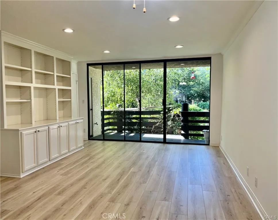 21821 Burbank Boulevard #138 Woodland Hills, CA 91367