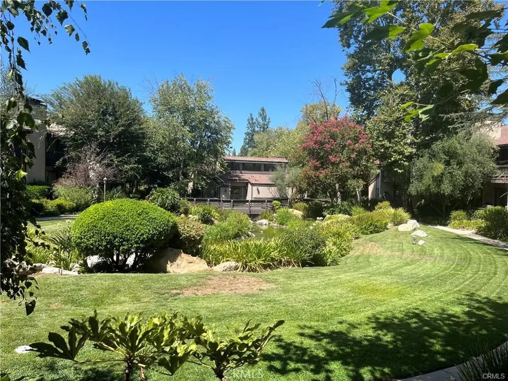 21821 Burbank Boulevard #138 Woodland Hills, CA 91367