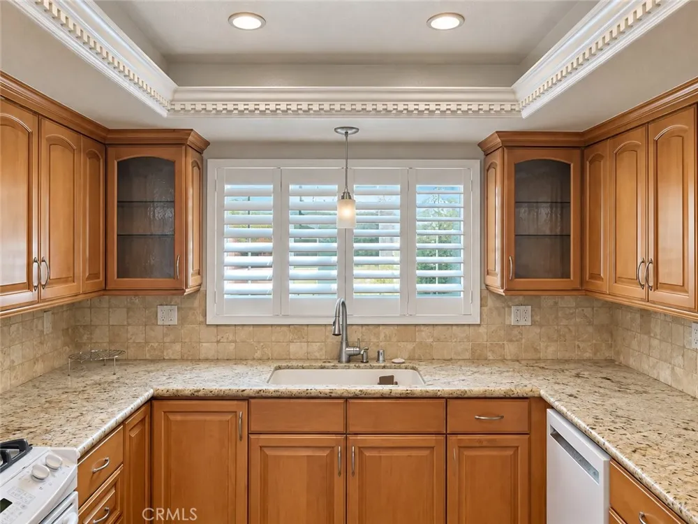 21821 Burbank Boulevard #138 Woodland Hills, CA 91367