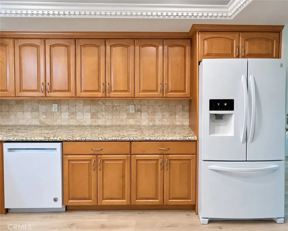 21821 Burbank Boulevard #138 Woodland Hills, CA 91367