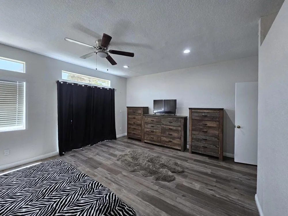 69911 Willow Lane Cathedral City, CA 92234