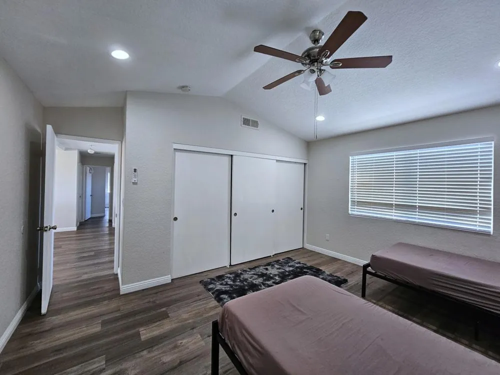 69911 Willow Lane Cathedral City, CA 92234