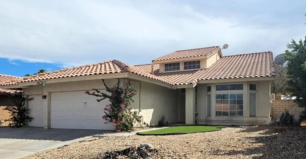69911 Willow Lane Cathedral City, CA 92234