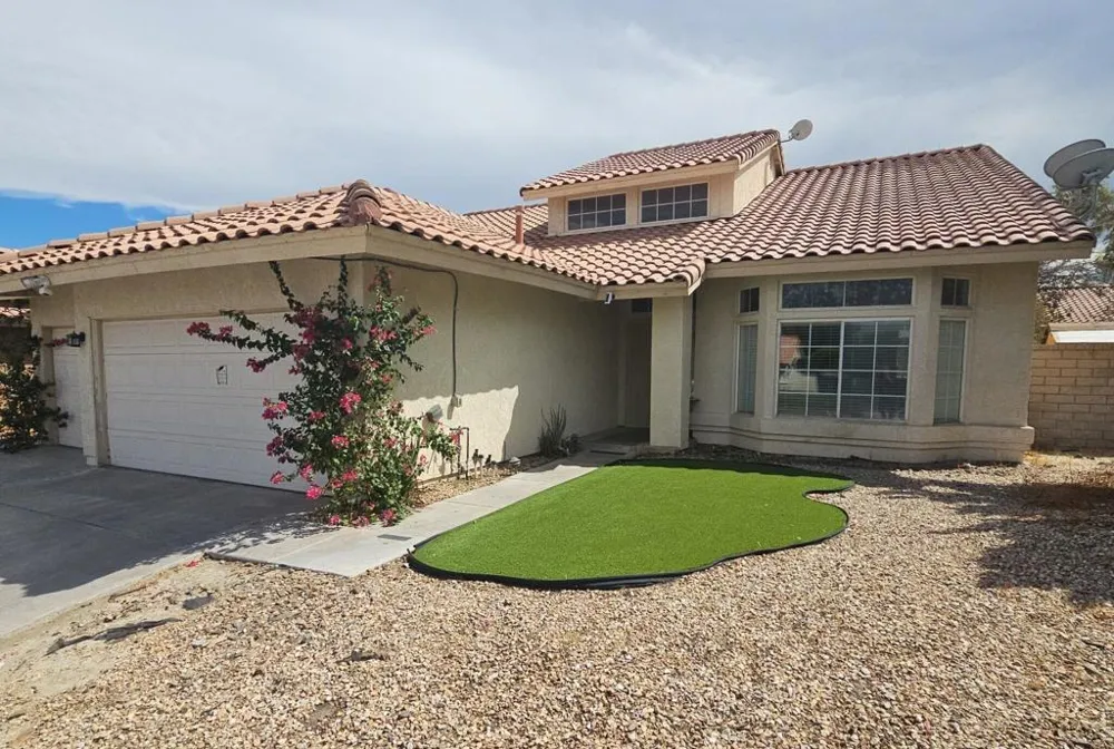 69911 Willow Lane Cathedral City, CA 92234