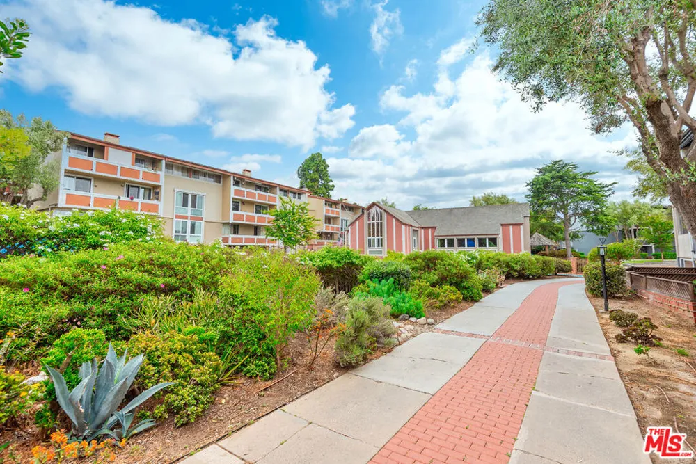 6515 Green Valley Circle #104 Culver City, CA 90230