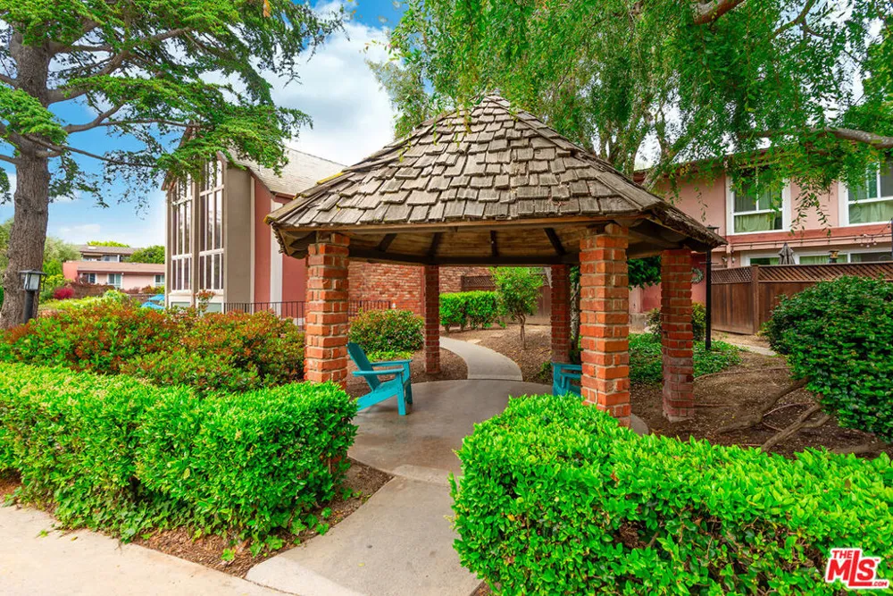 6515 Green Valley Circle #104 Culver City, CA 90230