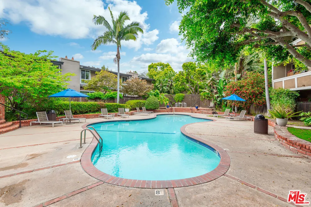 6515 Green Valley Circle #104 Culver City, CA 90230