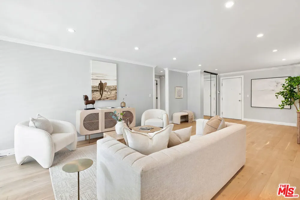 6515 Green Valley Circle #104 Culver City, CA 90230
