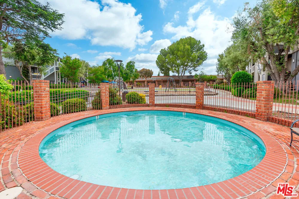 6515 Green Valley Circle #104 Culver City, CA 90230