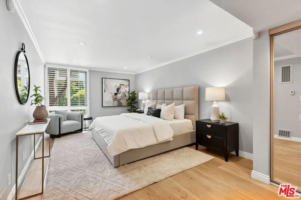 6515 Green Valley Circle #104 Culver City, CA 90230