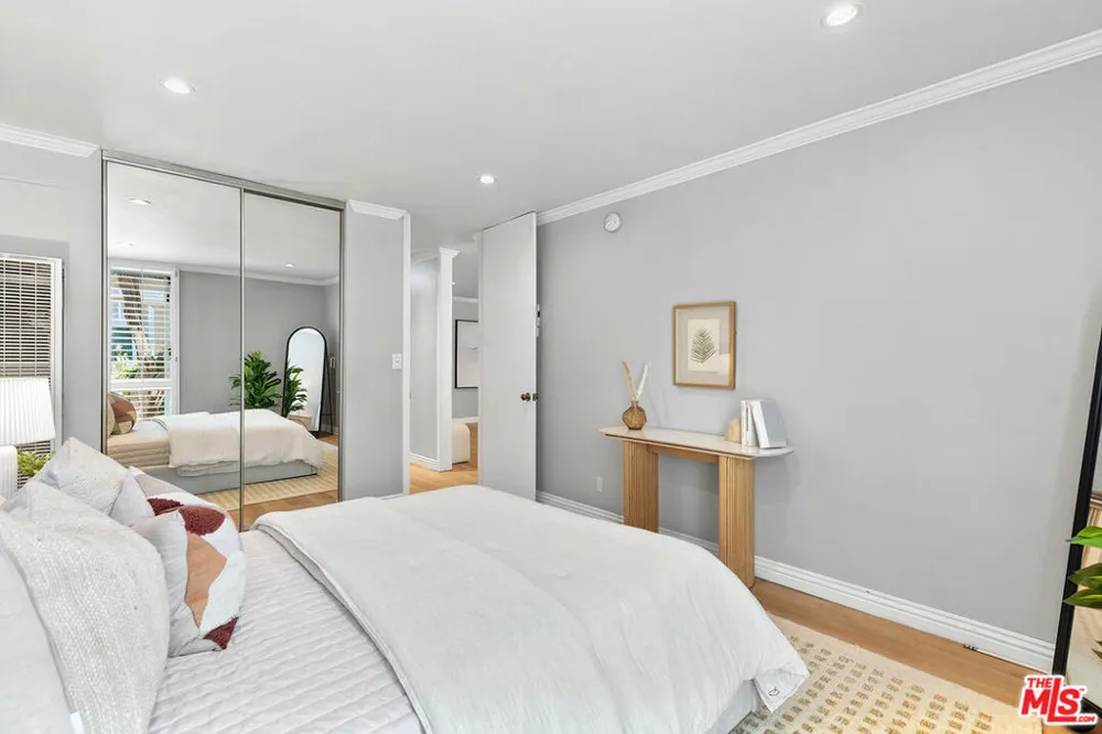 6515 Green Valley Circle #104 Culver City, CA 90230