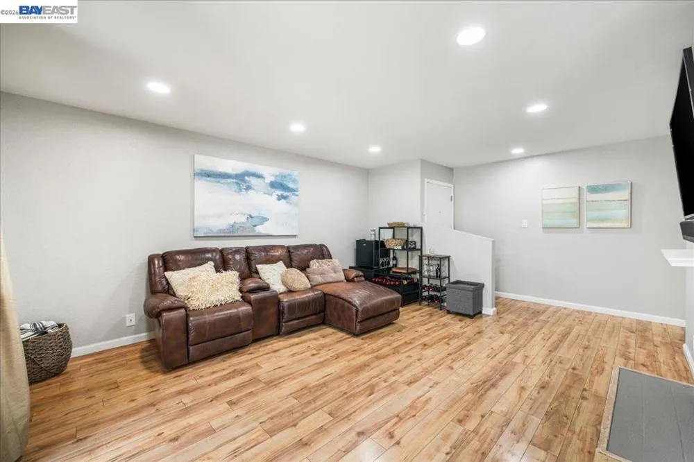 9025 Alcosta Blvd #259 San Ramon, CA 94583
