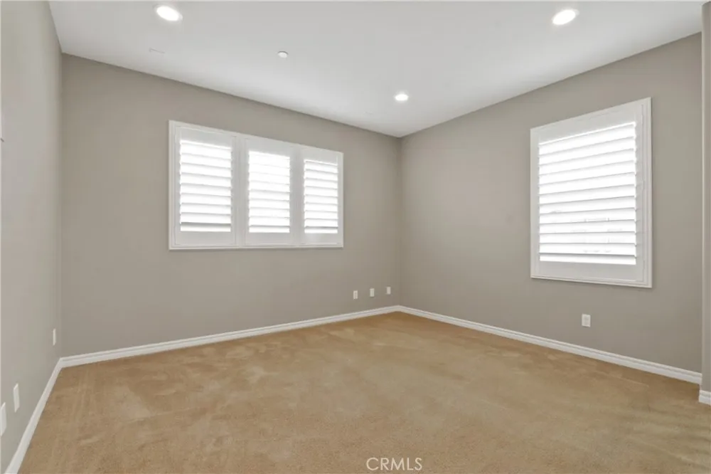 618 S Lakeshore Drive Anaheim, CA 92806