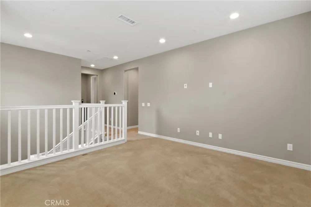 618 S Lakeshore Drive Anaheim, CA 92806