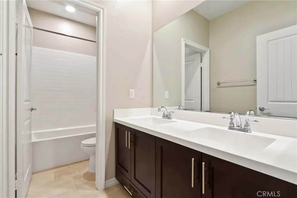 618 S Lakeshore Drive Anaheim, CA 92806