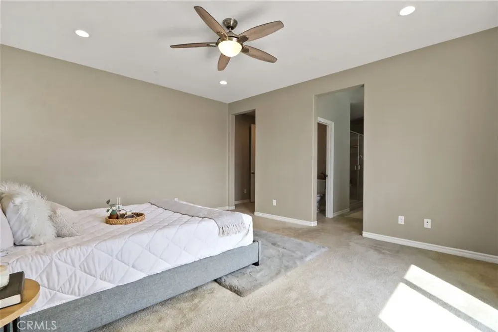618 S Lakeshore Drive Anaheim, CA 92806