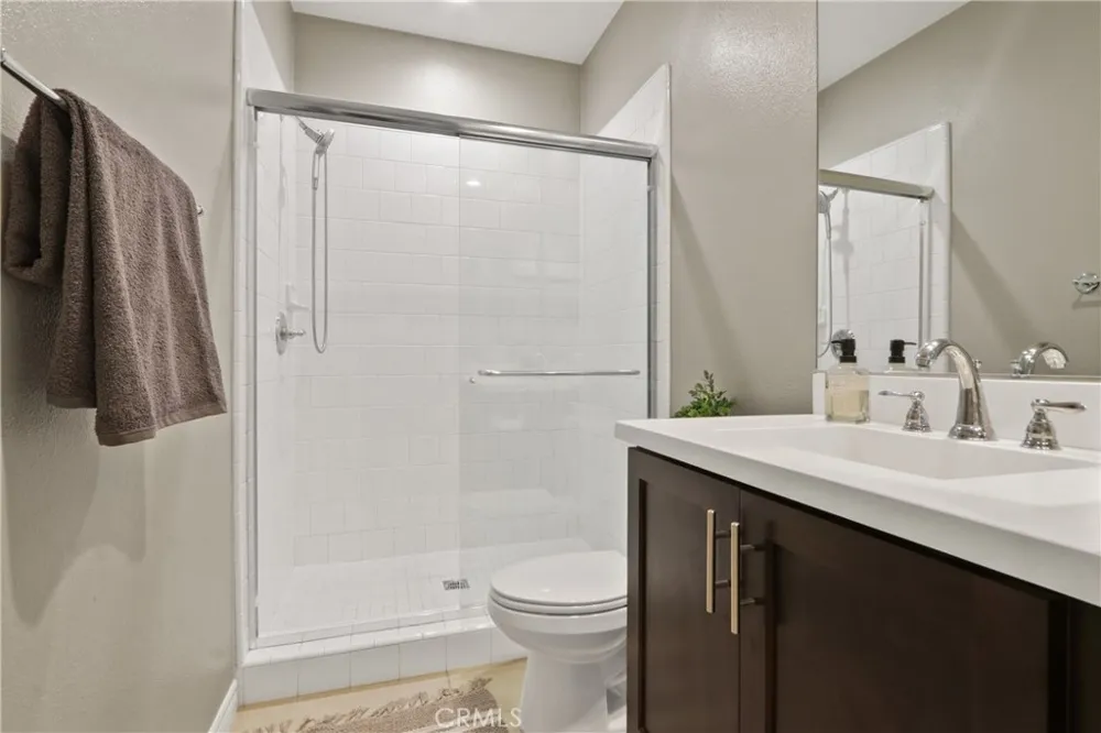 618 S Lakeshore Drive Anaheim, CA 92806