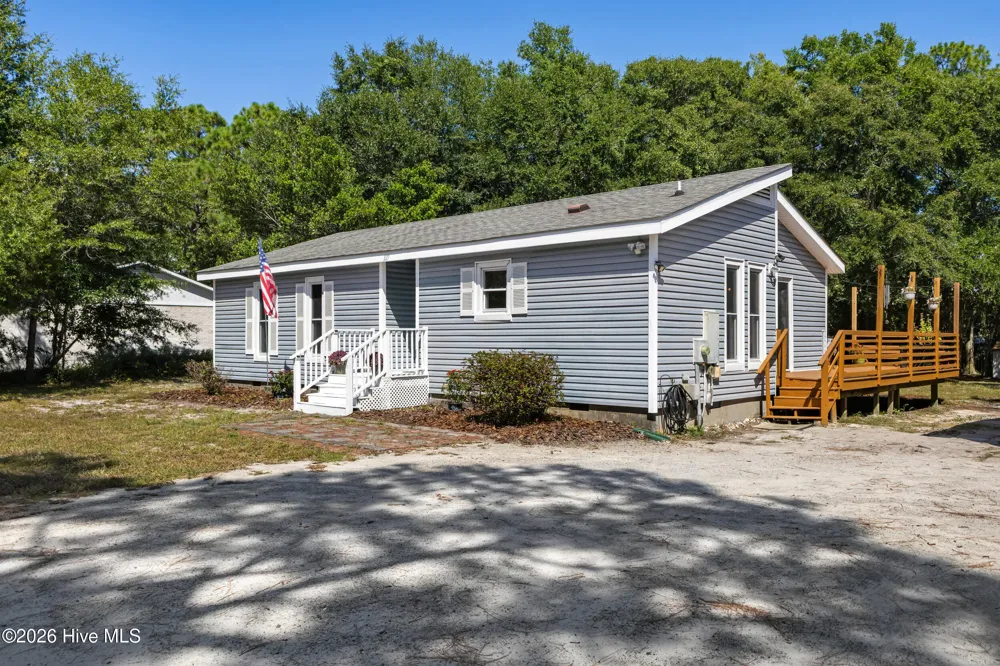 327 Green Meadows Drive Wilmington, NC 28405