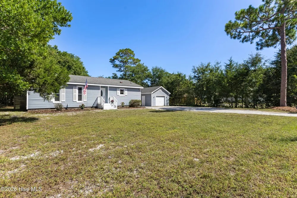 327 Green Meadows Drive Wilmington, NC 28405
