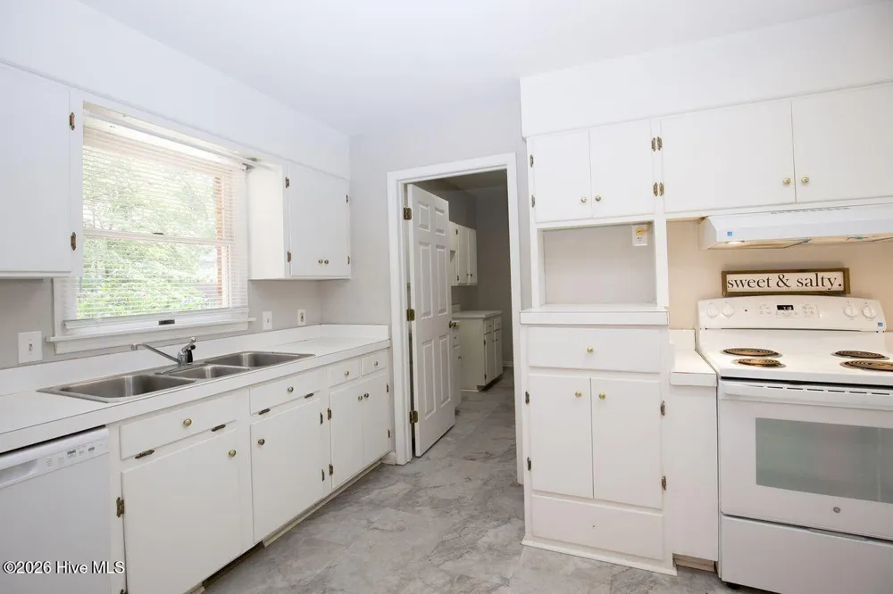 360 Spring Lake Drive Pinehurst, NC 28374