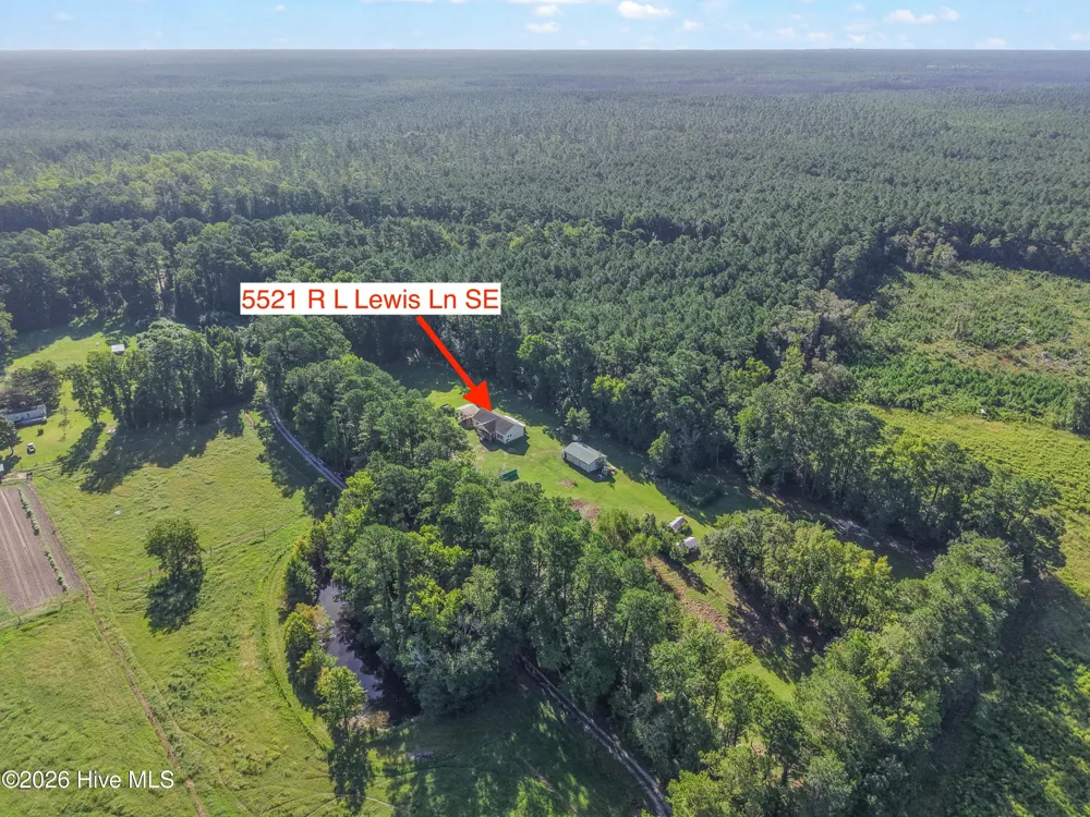 5521 Rl Lewis Lane SE Bolivia, NC 28422