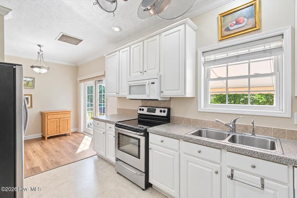 5521 Rl Lewis Lane SE Bolivia, NC 28422