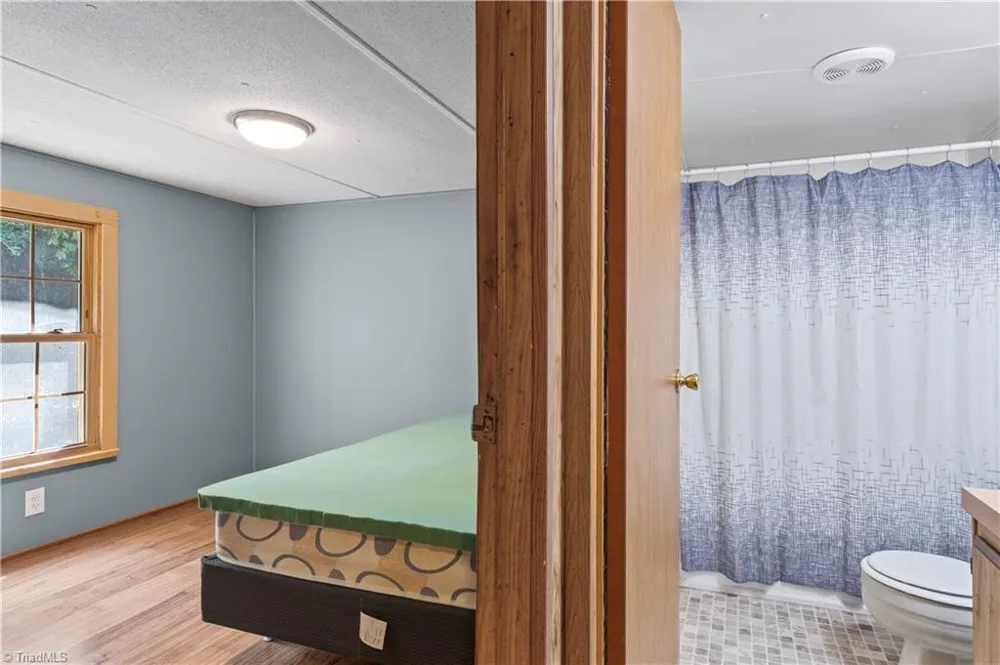 3508 Lottie B Road Jonesville, NC 28642