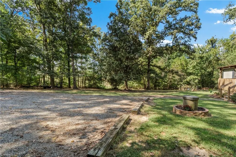 3508 Lottie B Road Jonesville, NC 28642