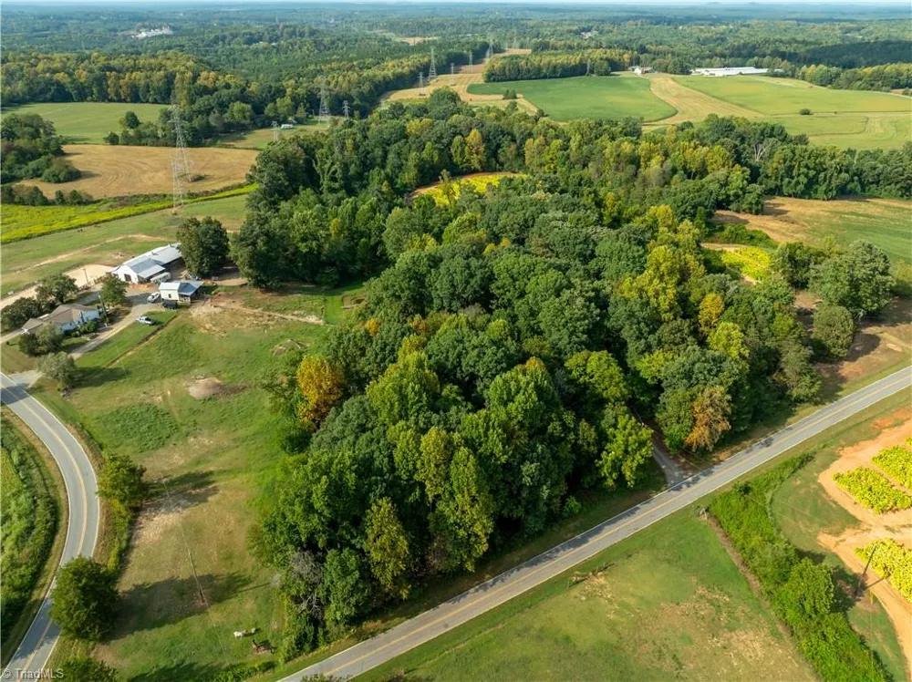 3508 Lottie B Road Jonesville, NC 28642