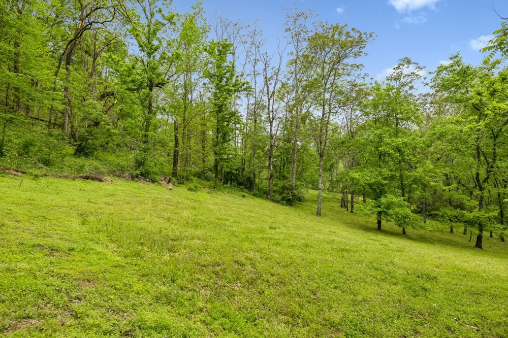 2288 N Berrys Chapel Rd Franklin, TN 37069