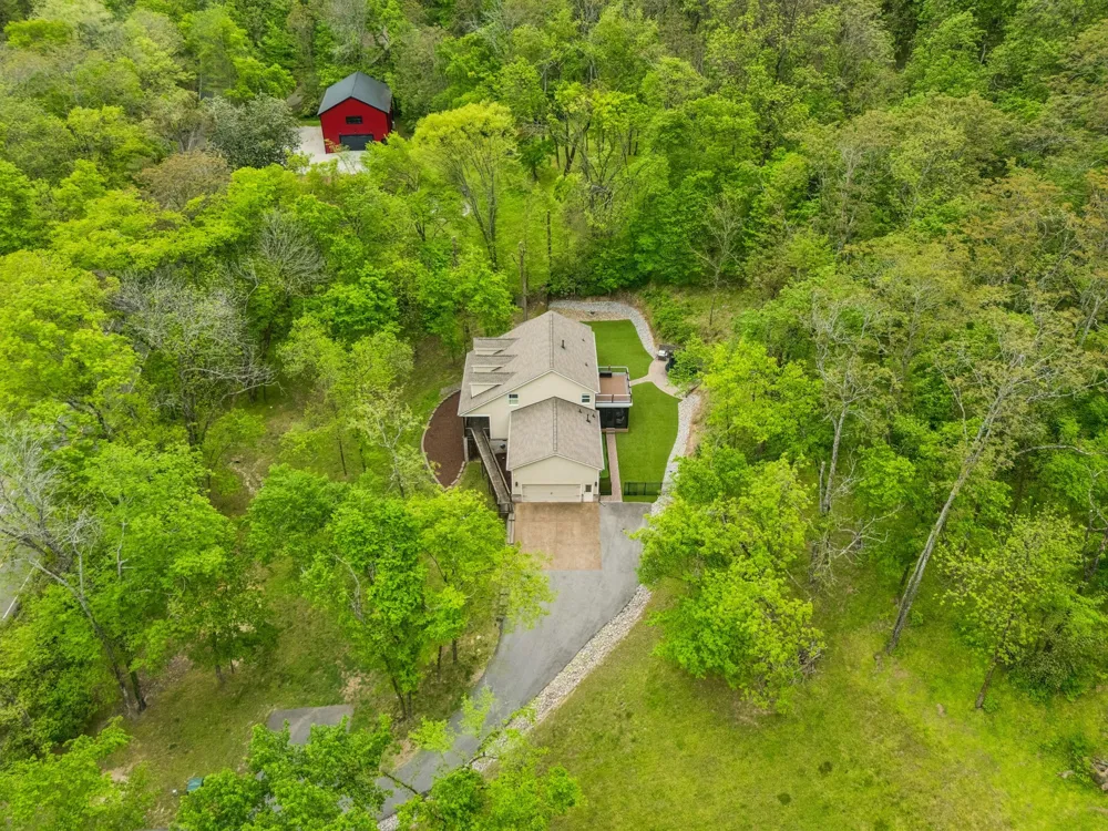 2288 N Berrys Chapel Rd Franklin, TN 37069