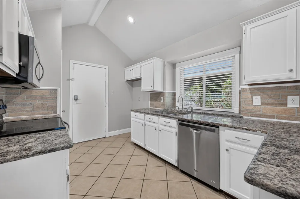 7520 Lake Arrowhead Drive Fort Worth, TX 76137
