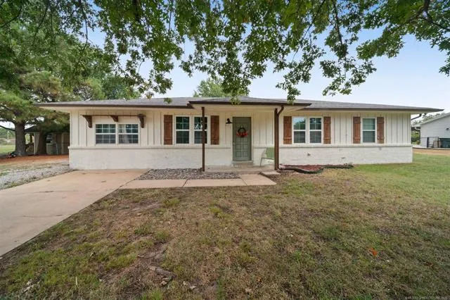 4111 W Sunset Lane Skiatook, OK 74070