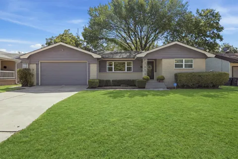 4709 Selkirk Drive