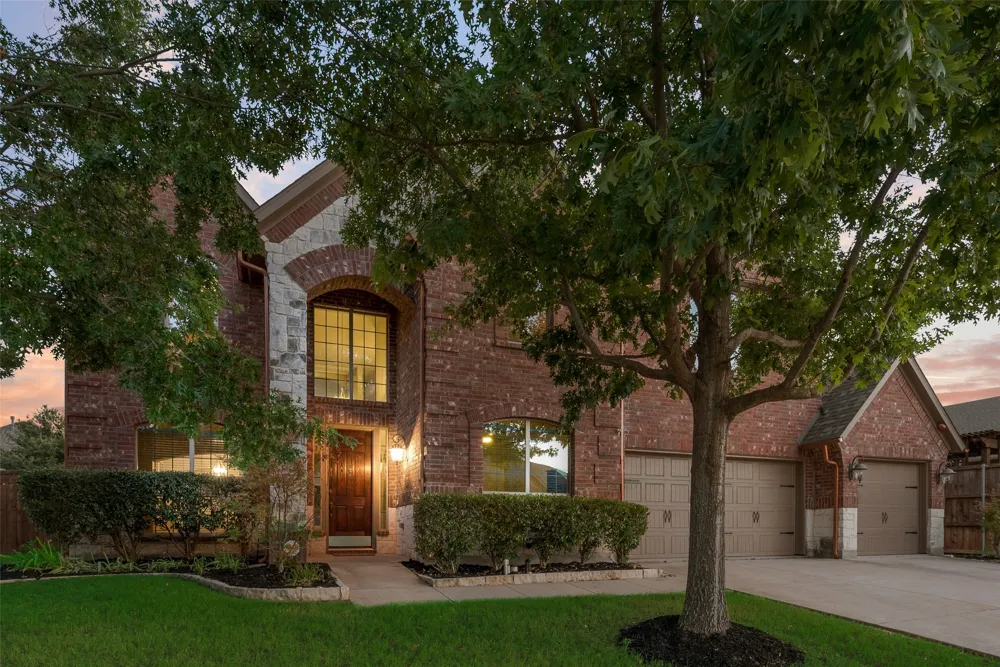 1114 Eastwick Drive Roanoke, TX 76262