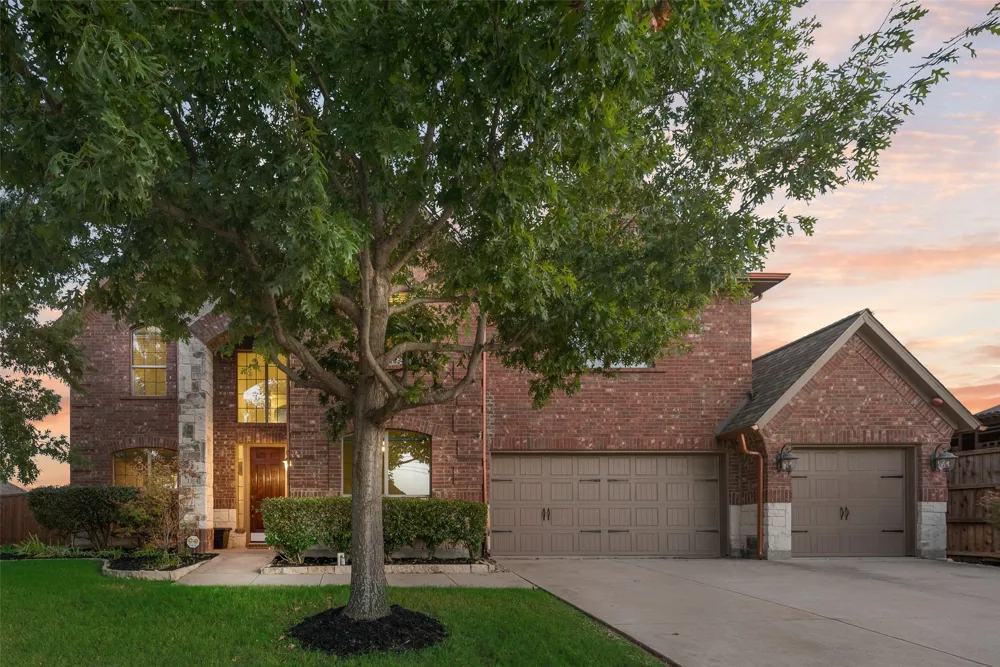 1114 Eastwick Drive Roanoke, TX 76262